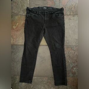 Old Navy - the Diva black wash worn jeans